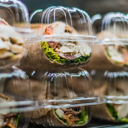 10 (ρεαλιστικοί) τρόποι για να μειώσεις την κατανάλωση των επεξεργασμένων τροφίμων