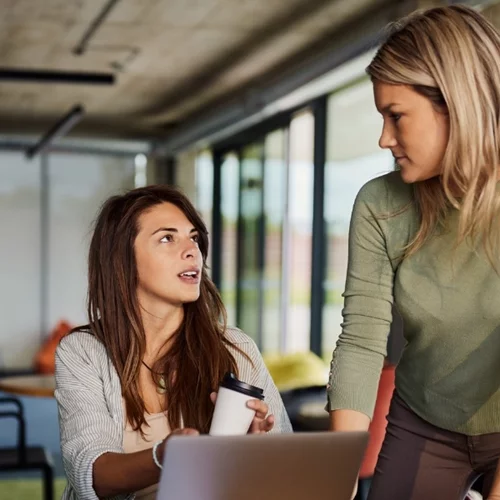 Πόση ώρα κάνει ένας ιός να εξαπλωθεί στο γραφείο;