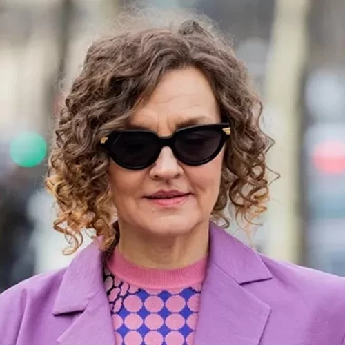 Μετά τα 50: 3 λάθη με το foundation που προσθέτουν χρόνια στην εμφάνισή σου