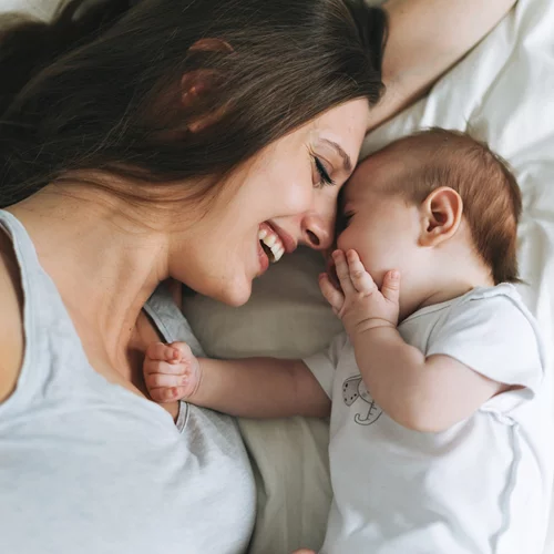 Καισαρική: Κλέβει από το μωρό σου τα καλά μικρόβια; Τι να κάνεις