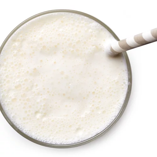 Αυτό το νέο vegan πρωτεϊνούχο ρόφημα θα γίνει το ιδανικό υποκατάστατο των γευμάτων σου