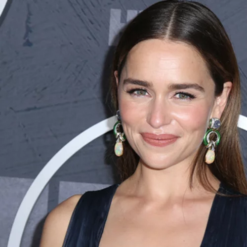 "Mε λένε Εmilia Clarke και σχεδόν πέθανα από ανεύρυσμα. Δύο φορές"