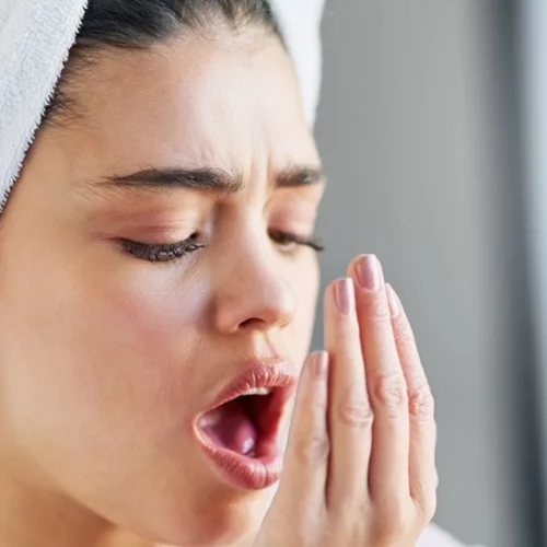 8 tips για να έχoυμε πάντα δροσερή αναπνοή