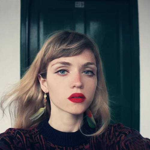 Οι τάσεις στο μακιγιάζ που πρέπει να γνωρίζεις πριν μπει το καλοκαίρι