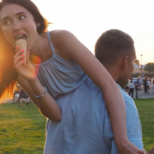 Φιλία με πρώην: Δεύτερη ευκαιρία στη σχέση σας ή τοξική παγίδα;