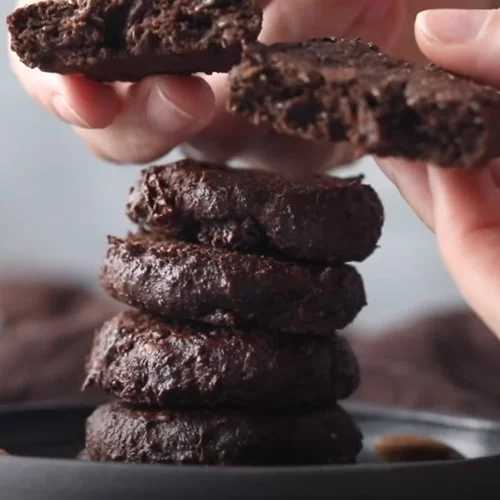 Τα πιο εύκολα και υγιεινά cookies! Φτιαγμένα με μόλις 2 υλικά