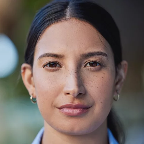 Σακούλες στα μάτια: 7 κρέμες για να τους πεις "αντίο" μια και καλή