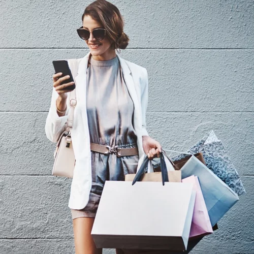 Φθινοπωρινές προσφορές έως και 80% στο χωριό McArthurGlen