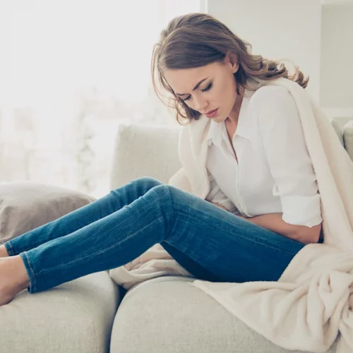 Συχνοουρία, κολπίτιδα, αυξημένες εκκρίσεις: Τι σημαίνουν αυτές οι κοινές ενοχλήσεις στα γεννητικά όργανα