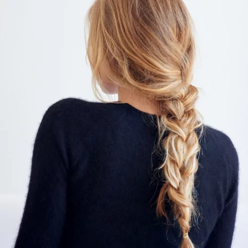 5 σπιτικές μάσκες για λαμπερά μαλλιά (για ξανθές ανταύγειες, για ενυδάτωση, για ευαίσθητα μαλλιά)