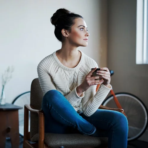 «Φοβάμαι μη μείνω μόνη»: 5 λόγοι που είσαι ακόμα single (τους είχες σκεφτεί;)