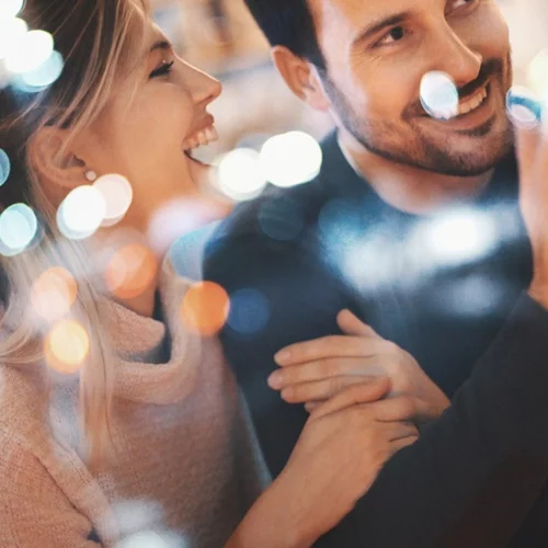 Τόσους συντρόφους χρειάζεσαι μέσα σε 1 χρόνο για να γίνεις ευτυχισμένη