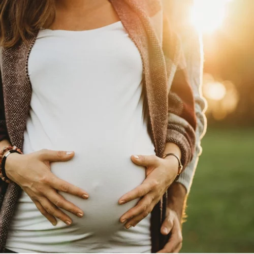 Διατροφή και εγκυμοσύνη: Οι 5 τροφές sos για τη διατροφή σου