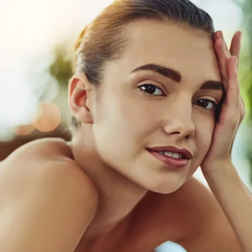 Τονωτικό σπρέι για το πρόσωπο: Φτιάξε εύκολα ένα face mist!