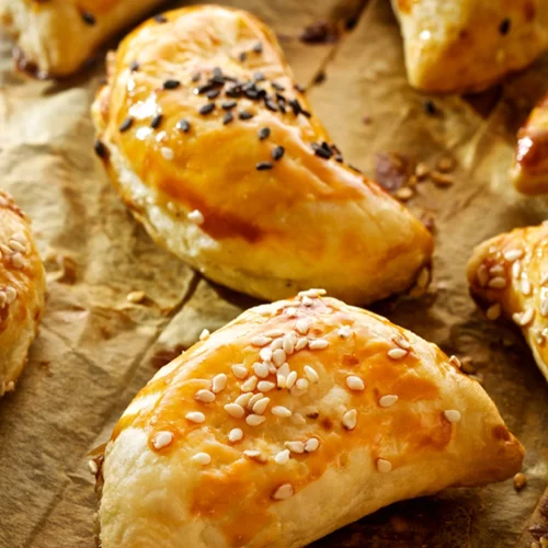 Πόσες θερμίδες κρύβουν τα σνακ στο γραφείο;