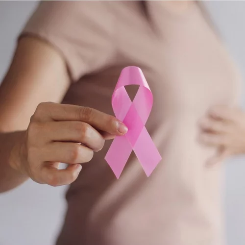 Συμβολική Φωταγώγηση σιντριβανιού Ομόνοιας στο πλαίσιο του digital Race for the Cure® 2020