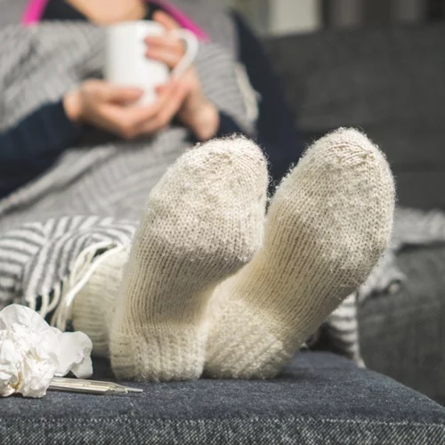 Τί να κάνεις αν είσαι ήδη άρρωστη από ίωση ή γρίπη; Τα tips της health editor Ελένης Δασκαλάκη