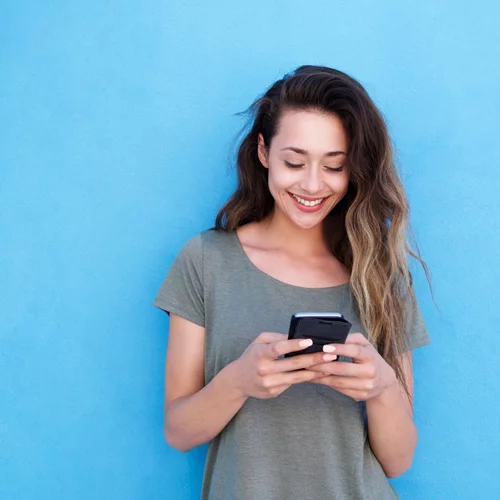 Πόνος στον αυχένα; Μήπως φταίει το κινητό σου;