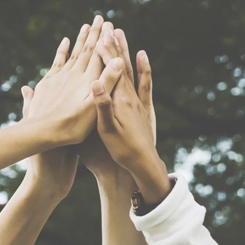 Κάνε εθελοντισμό και... διώξε το άγχος!