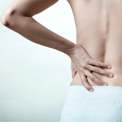 Πόνος στη μέση; Έτσι θα περάσει ΧΩΡΙΣ φάρμακα!