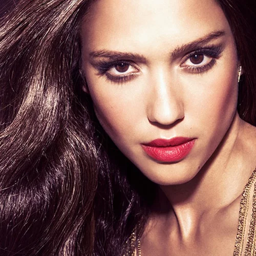 Kρέμα ματιών για ζουμερά χείλη; Aυτό θα αλλάξει τη ρουτίνα ομορφιάς σου για πάντα!