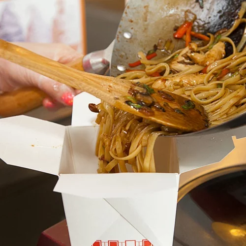 Πόσο διαρκούν τα τρόφιμα στο ψυγείο; Πότε πρέπει να πετάξεις τα περισσεύματα φαγητού;