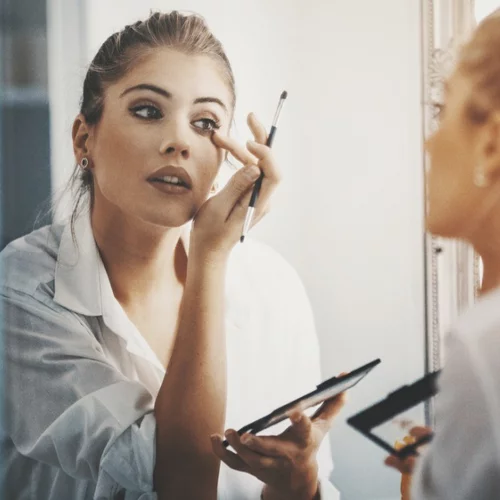 Πώς να χρησιμοποιήσεις μια παλέτα σκιών βήμα βήμα