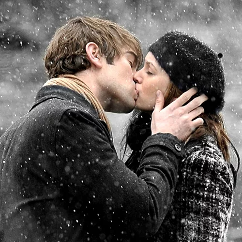 Γιατί πρέπει να φιλιέσαι περισσότερο το χειμώνα