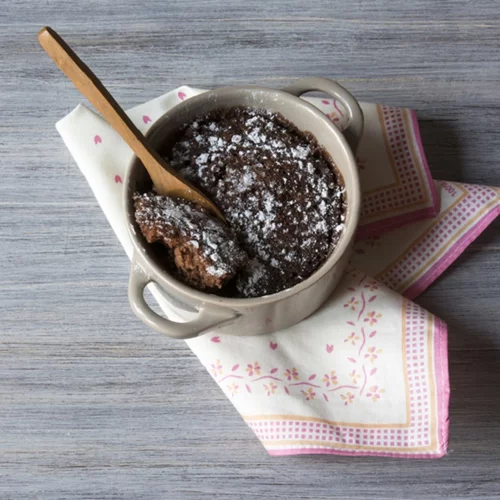 Κις λορέν και brownies σε φλιτζάνι; Γρήγορες συνταγές με ελάχιστες θερμίδες