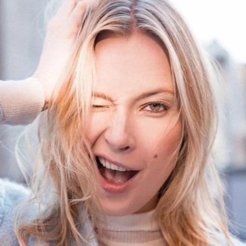 Τι θα έγραφες σε μια κάρτα στον εαυτό σου; Να τι συστήνουν οι NLP coaches!