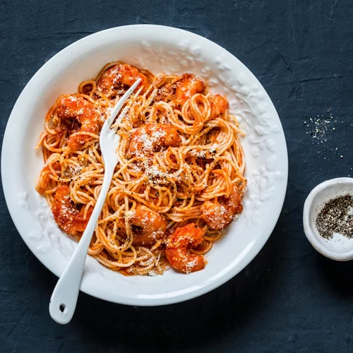 Νηστίσιμη συνταγή γαριδομακαρονάδα από τη διαιτολόγο