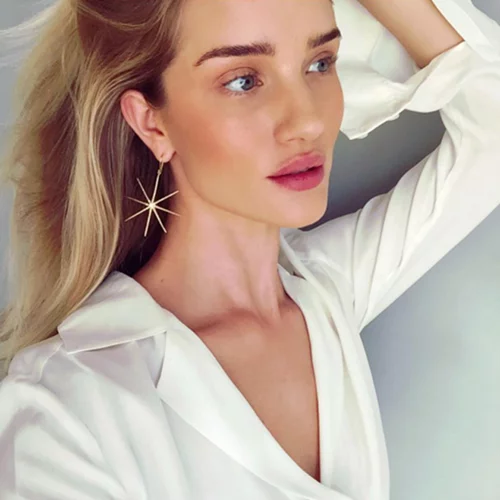 Πέτυχε το φυσικό glam μακιγιάζ της Rosie Huntington - Whiteley!