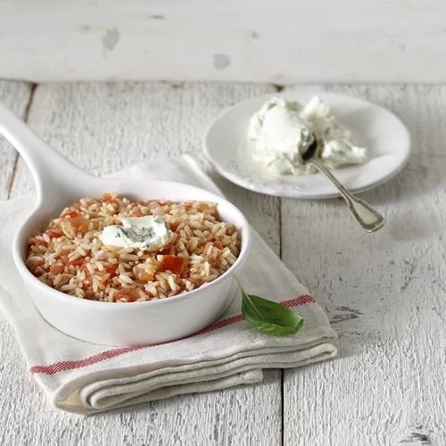 Ρύζι με σάλτσα ντομάτας και κρεμώδες τυρί