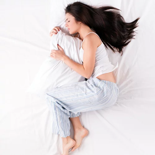 Ήξερες πως αν κοιμάσαι σε αυτή τη στάση μειώνεται η αυτοπεποίθηση σου;