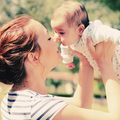 LIVE CHAT στο Shape: Ο Ηλίας Γάτος, ειδικός στην εξωσωματική και τη γονιμότητα απαντά στις αναγνώστριες!