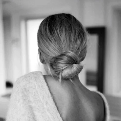 Video: Το πιο εύκολο χτένισμα για μετά το γυμναστήριο σε 1 λεπτό!