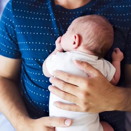 Νέος μπαμπάς; Αυτά είναι τα 8 παράπονα που θέλει ΣΙΓΟΥΡΑ να κάνει (τους ρωτήσαμε και ιδού τι μας είπαν)