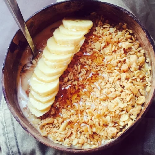 Γλυκά χωρίς να λερώνεις την κουζίνα; Πώς διατηρείται φρέσκο το κομμένο αβοκάντο ή το κρεμμύδι; Τα μυστικά των σεφ ΕΔΩ!