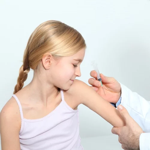 Όσα πρέπει να γνωρίζεις για την εποχική γρίπη και τον εμβολιασμό σύμφωνα με το Υπουργείο Υγείας