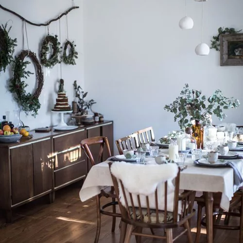 Χριστουγεννιάτικη διακόσμηση: Έτσι θα στολίσεις το σπίτι με φυσικά υλικά