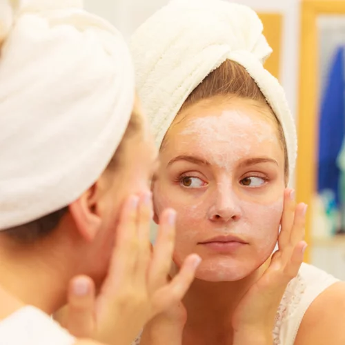 Έχεις ξηροδερμία στο πρόσωπο; Όχι πια αν κάνεις αυτά!