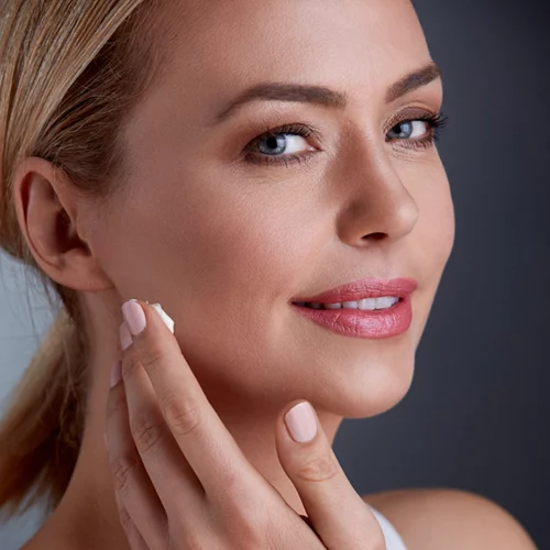 Ξηρή επιδερμίδα το χειμώνα; 7 τρικ αντιμετώπισης!