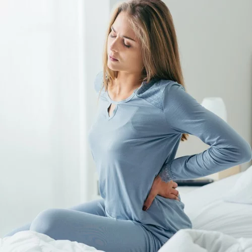 Πρόβλημα στη σπονδυλική στήλη και πόνος στην πλάτη; Κάνεις 5 λάθη λέει ο ορθοπαιδικός!