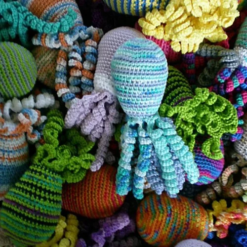 Παγκόσμια Ημέρα Προωρότητας: Τα πλεκτά χταποδάκια δώρο για τα... βιαστικά μωρά!