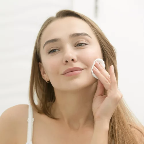 Αυτό είναι το ΤΕΛΕΙΟ μακιγιάζ για στρογγυλό πρόσωπο (ώστε να φαίνεται ότι έχεις γωνίες)