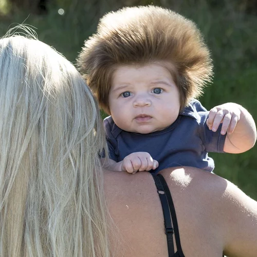 Δεν χτενίζονται με τίποτε τα μαλλιά του παιδιού; Μπορεί να φταίνε τα γονίδια!