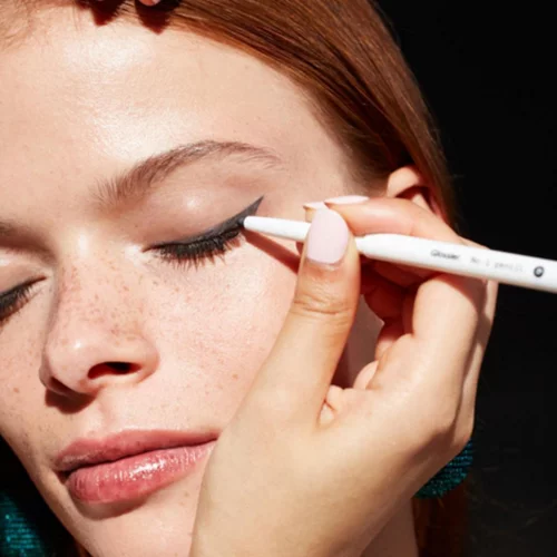 Πώς συνδυάζω σκιές ματιών κι άλλα super tricks για τέλειο μακιγιάζ