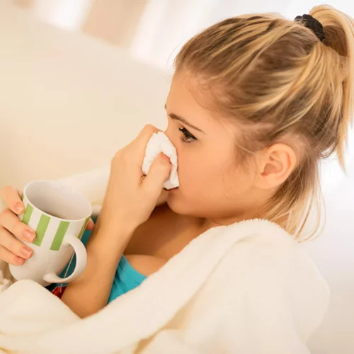 5 απλοί τρόποι για να νικήσεις το κρυολόγημα