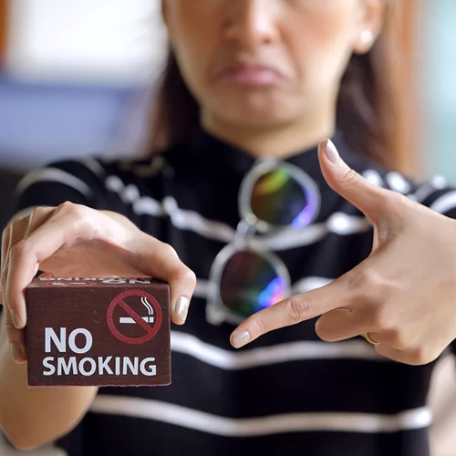 Τι είναι καλύτερο; Λίγα τσιγάρα για πολλά χρόνια ή πολλά τσιγάρα για λίγα χρόνια