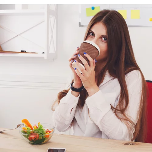 5 εναλλακτικές θεραπείες για να συνέλθεις από το hangover!